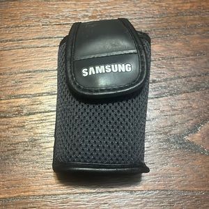 🔥HOST PICK $1 Add-On Belt Loop Phone Case Samsung Flip-Phone Holder Black Mesh